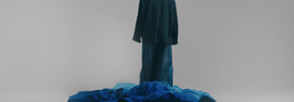 SpendyMily「Iris」MV